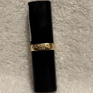 New L’Oréal shade 405 lipstick